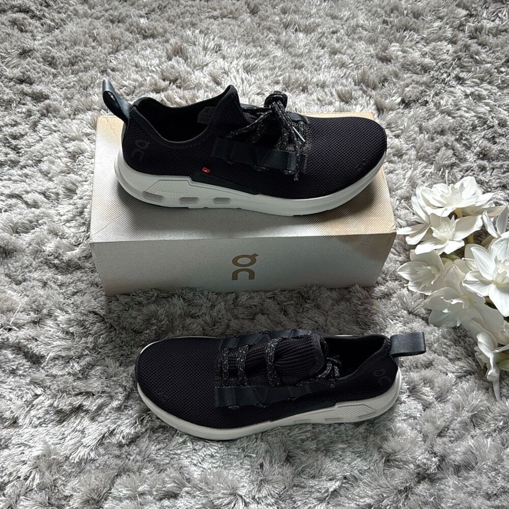 On Cloudeasy Women's in Black/ Rock Size 8 - Picture 2 of 10